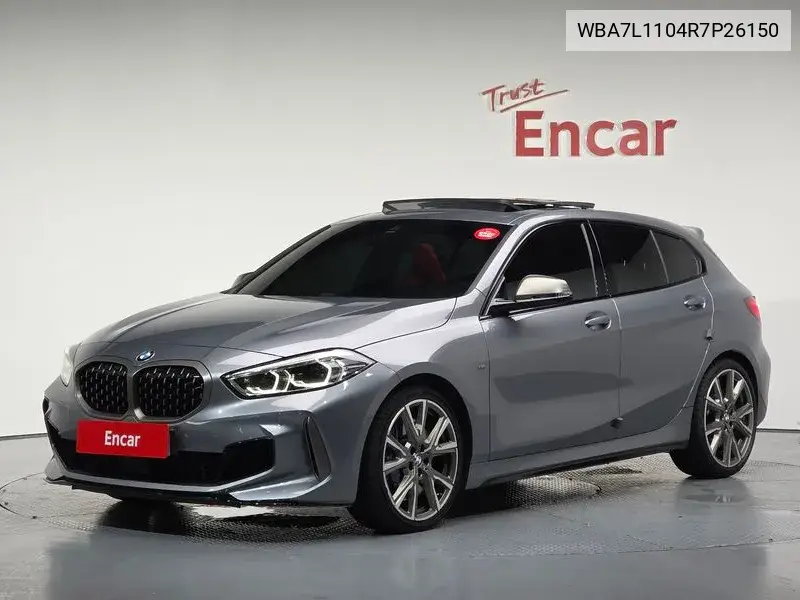 BMW 1er 2024 года выпуска