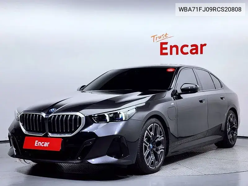 BMW 5er 2024 года выпуска