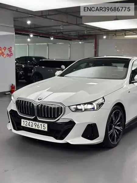BMW 5er 2024 года выпуска