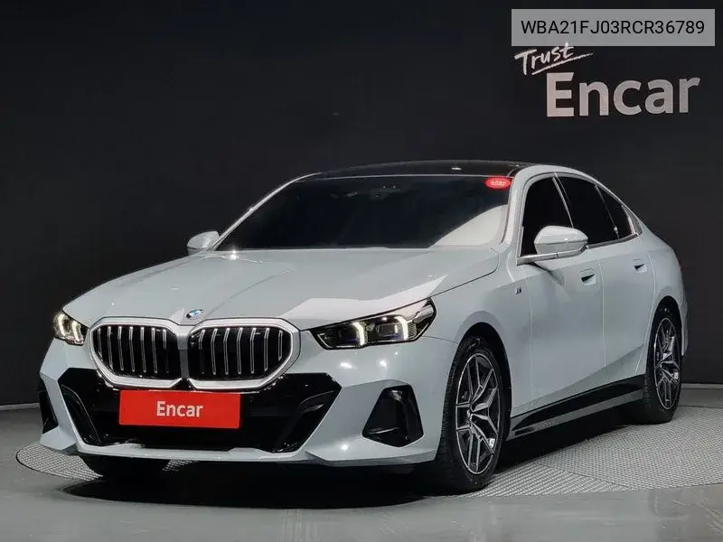 BMW 5er 2024 года выпуска