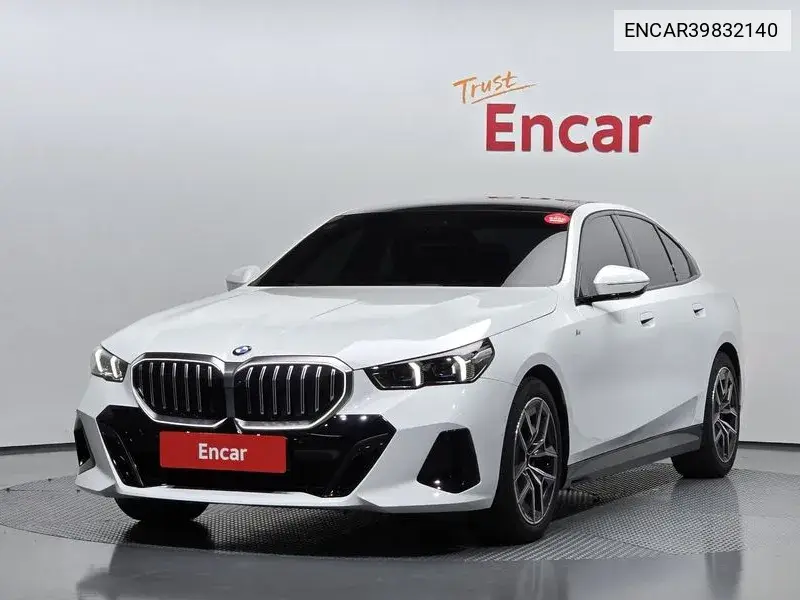 BMW 5er 2024 года выпуска