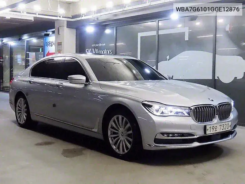 BMW 7er 2015 года выпуска
