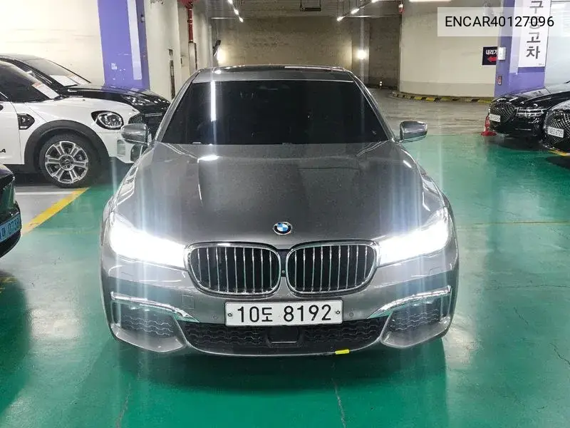 BMW 7er 2018 года выпуска