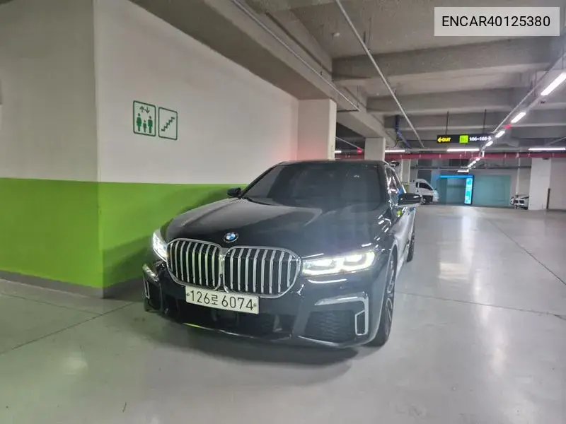 BMW 7er 2019 года выпуска