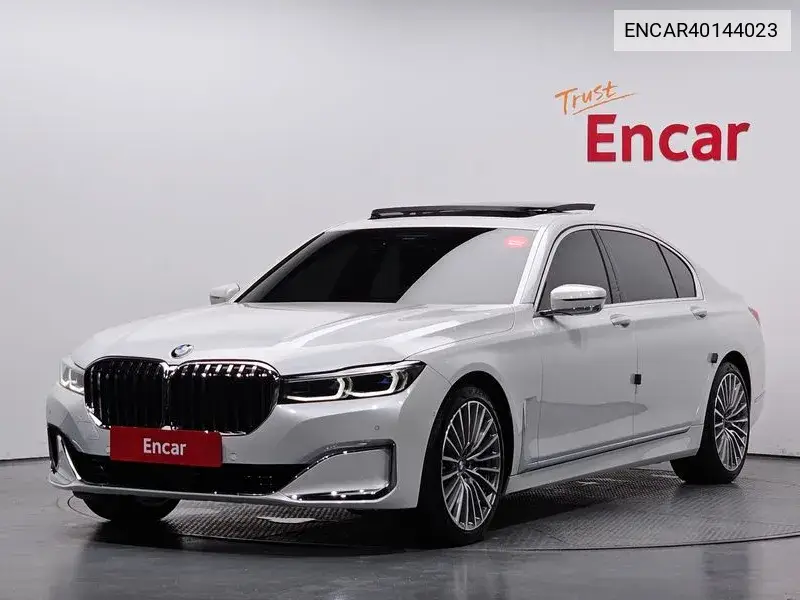 BMW 7er 2021 года выпуска