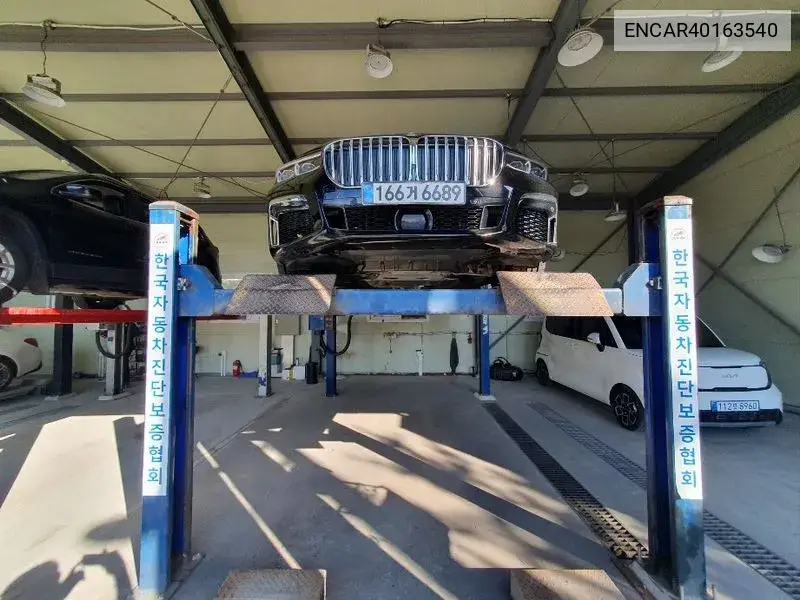 BMW 7er 2021 года выпуска