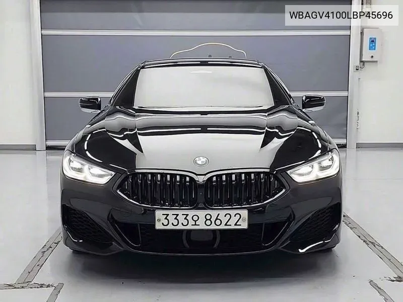 BMW 8er 2019 года выпуска
