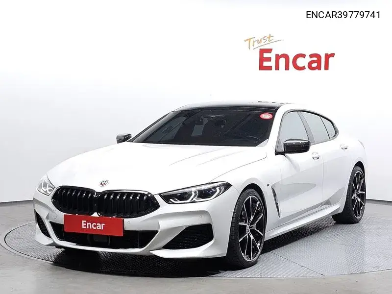 BMW 8er 2020 года выпуска