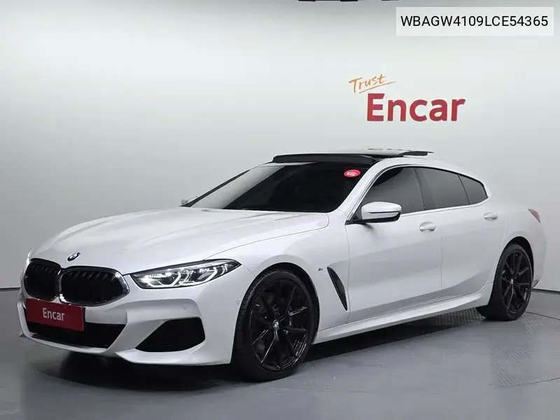 BMW 8er 2020 года выпуска