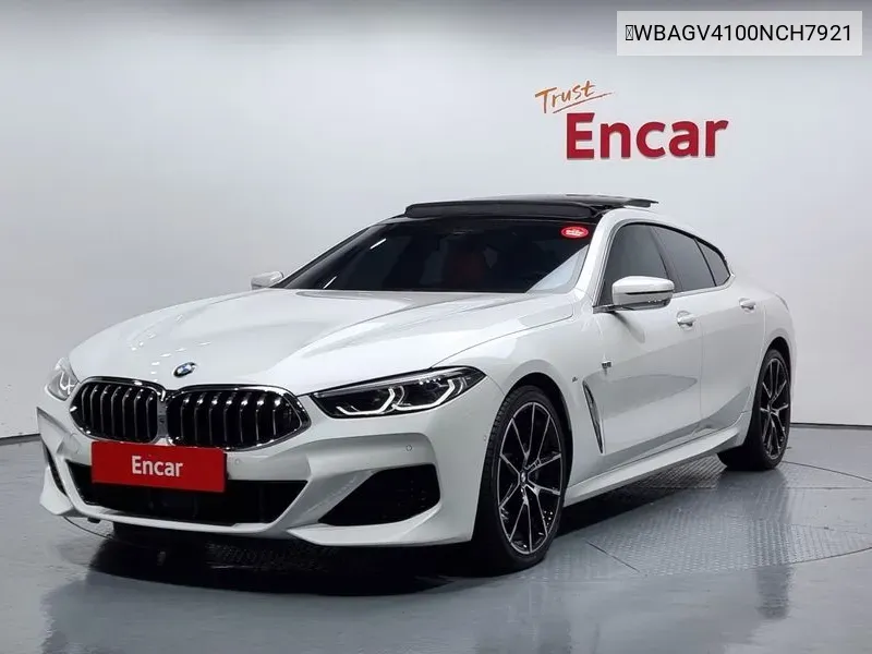 BMW 8er 2021 года выпуска