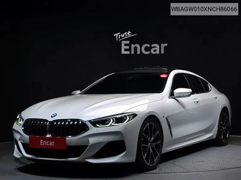 BMW 8er 2021 года выпуска