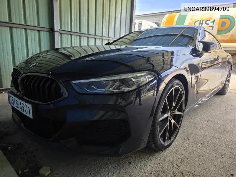 BMW 8er 2021 года выпуска