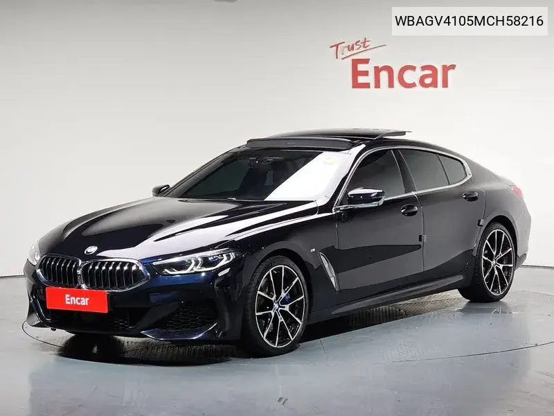 BMW 8er 2021 года выпуска