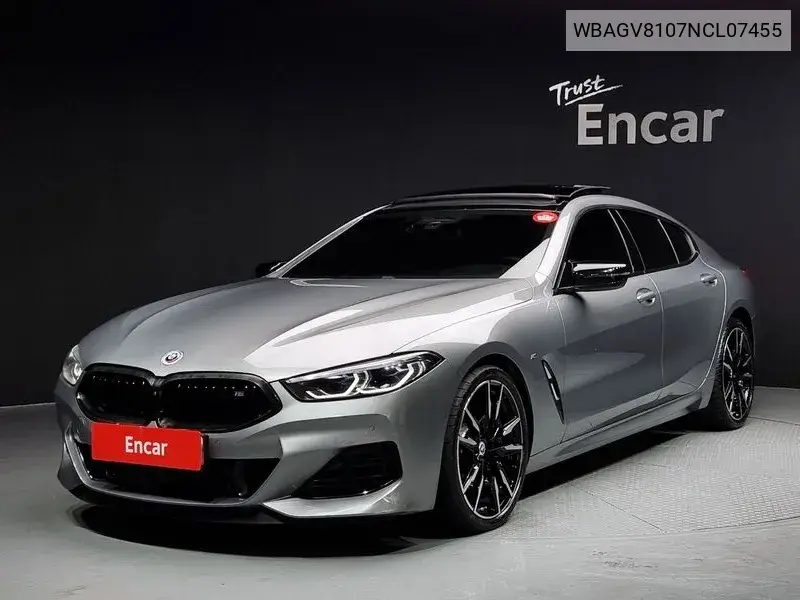BMW 8er 2022 года выпуска