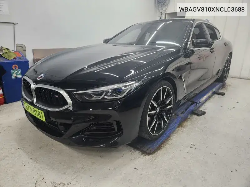 BMW 8er 2022 года выпуска