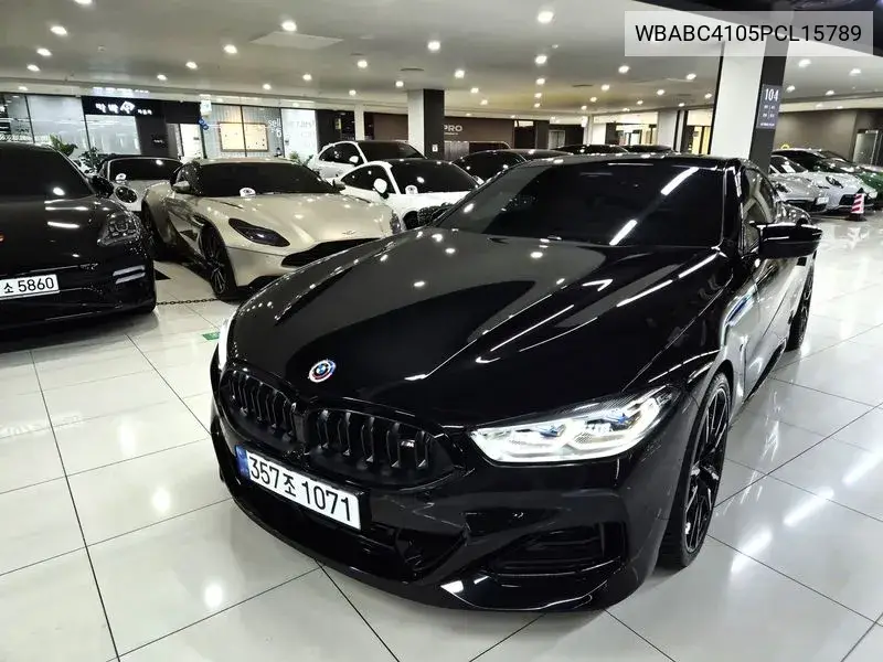 BMW 8er 2022 года выпуска