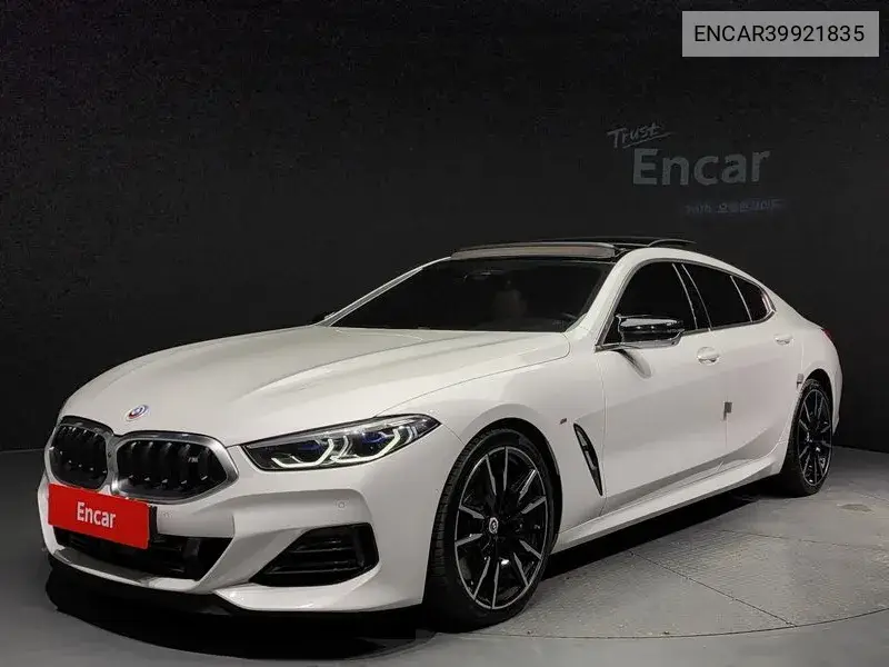 BMW 8er 2022 года выпуска
