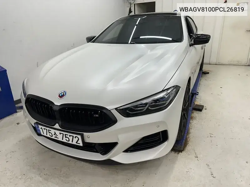 BMW 8er 2022 года выпуска