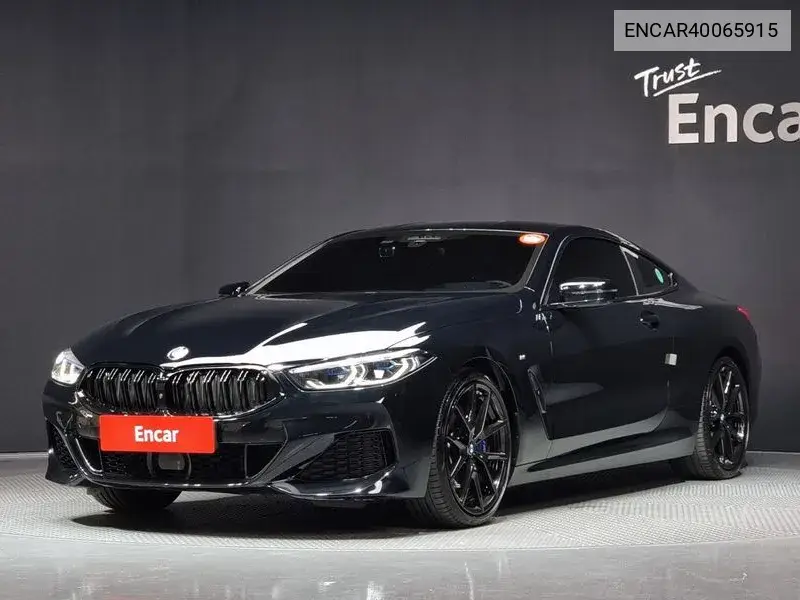 BMW 8er 2022 года выпуска