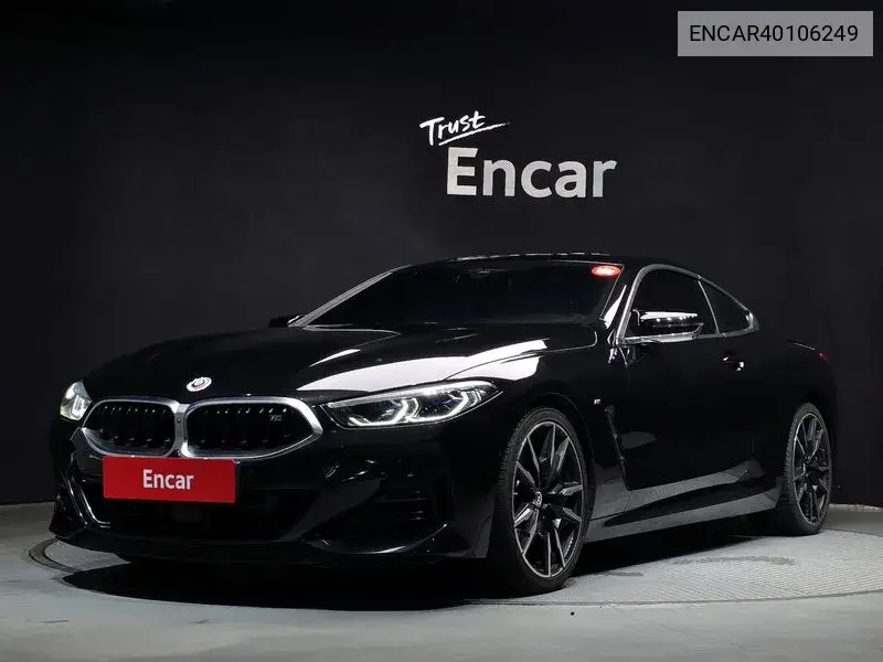 BMW 8er 2022 года выпуска