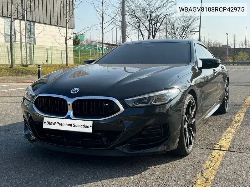 BMW 8er 2023 года выпуска