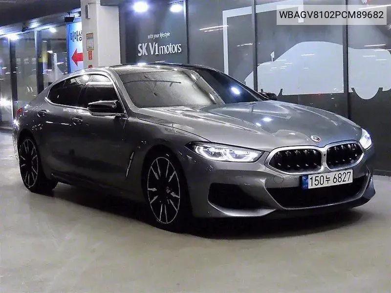 BMW 8er 2023 года выпуска
