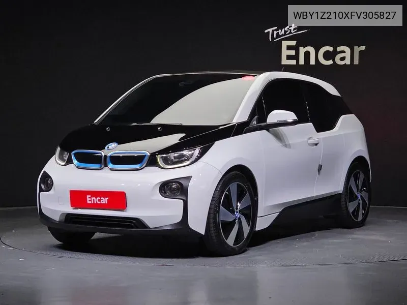 BMW i3 2015 года выпуска