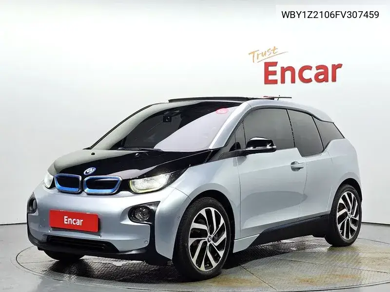 BMW i3 2015 года выпуска
