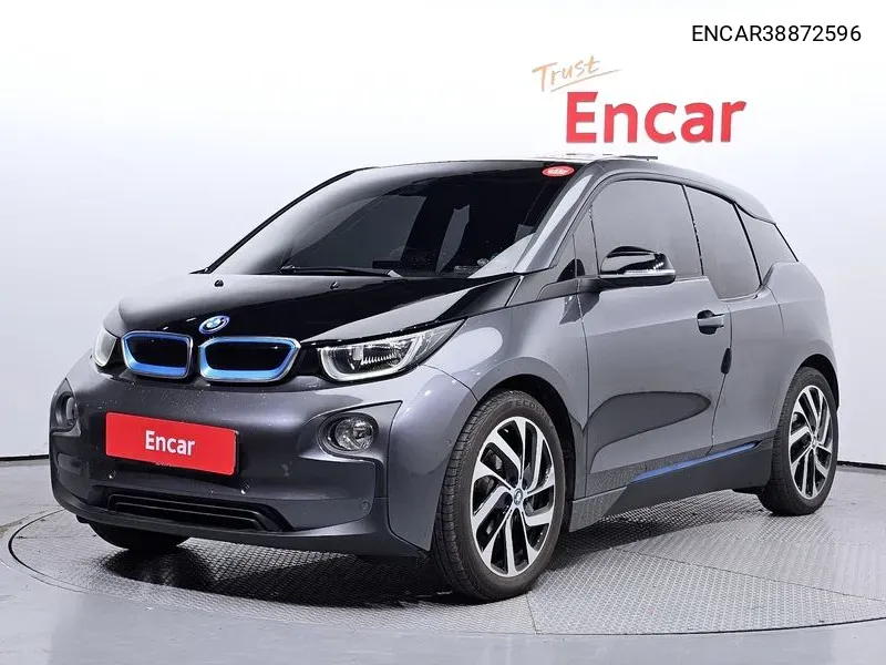 BMW i3 2016 года выпуска