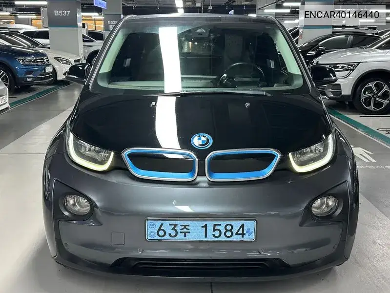 BMW i3 2016 года выпуска