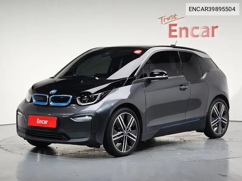 BMW i3 2018 года выпуска