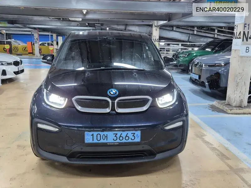 BMW i3 2019 года выпуска