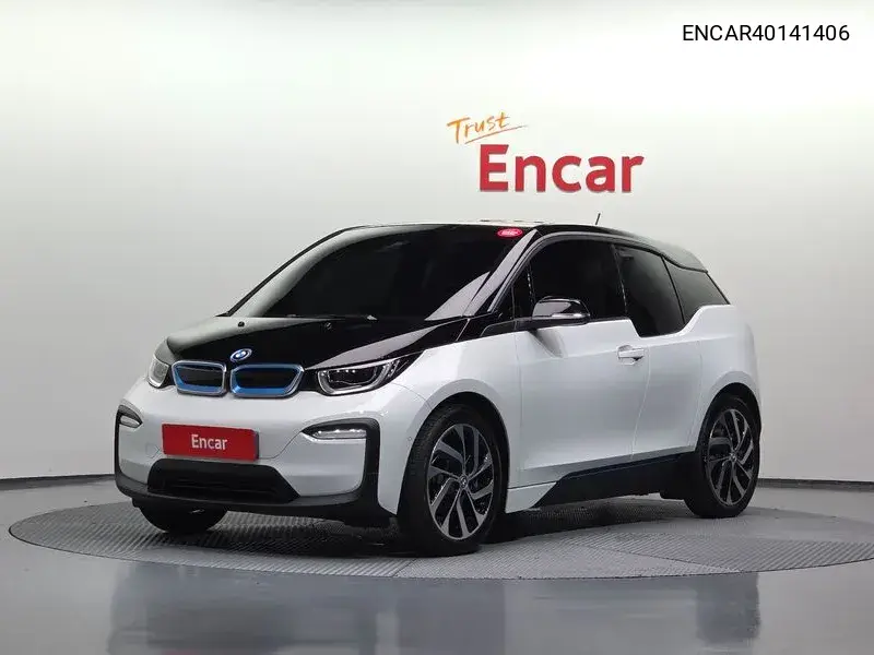 BMW i3 2020 года выпуска