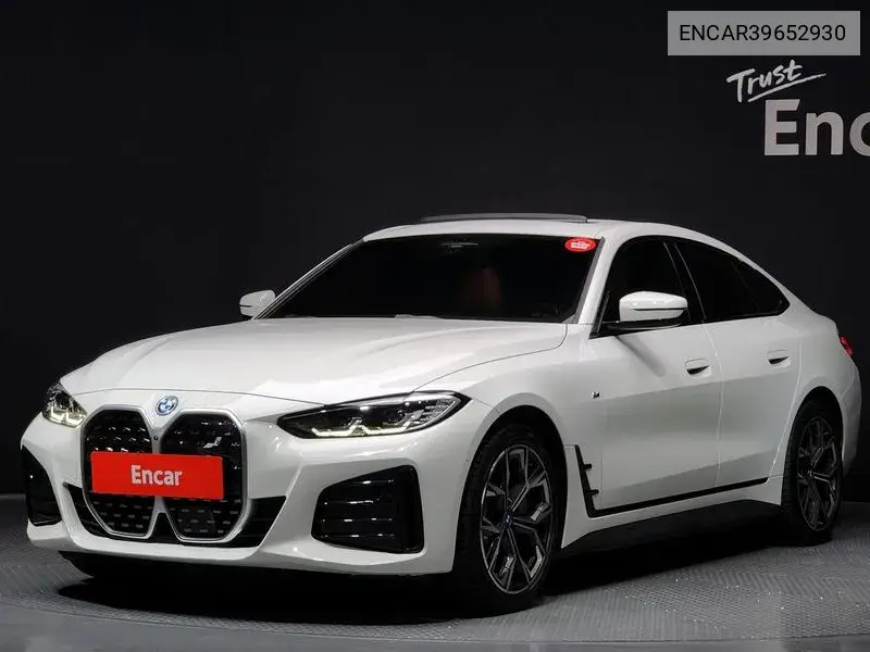 BMW i4 2022 года выпуска