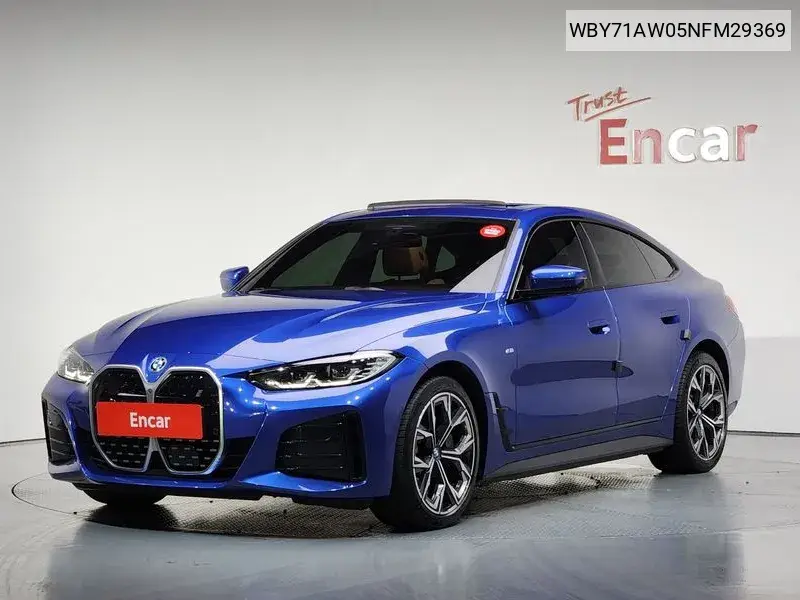 BMW i4 2022 года выпуска