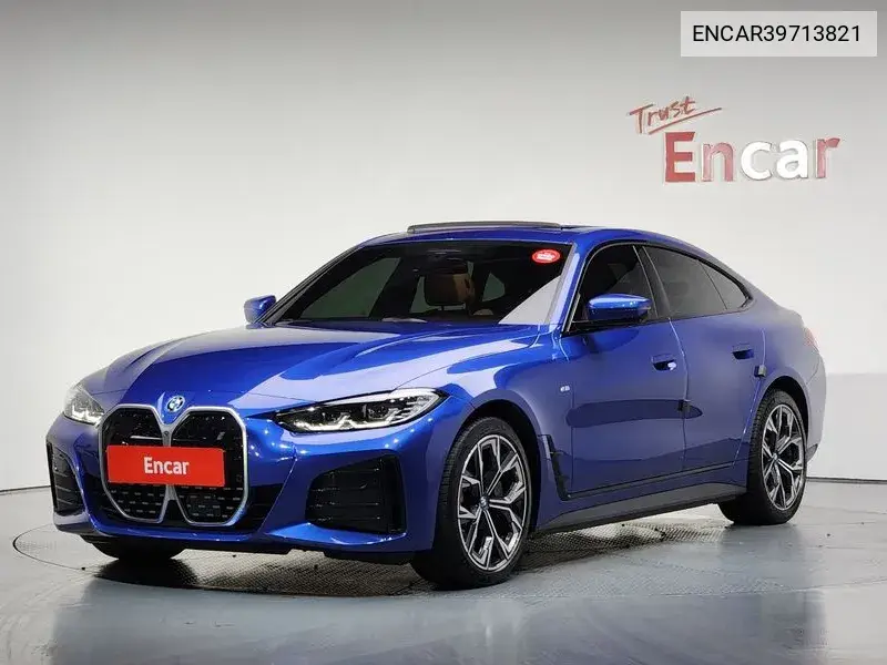 BMW i4 2022 года выпуска