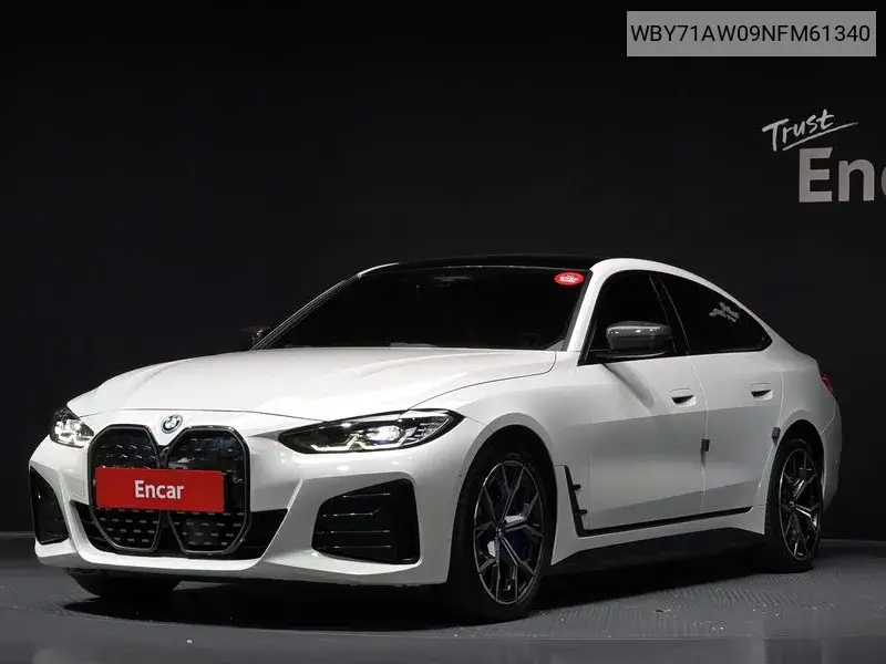 BMW i4 2022 года выпуска