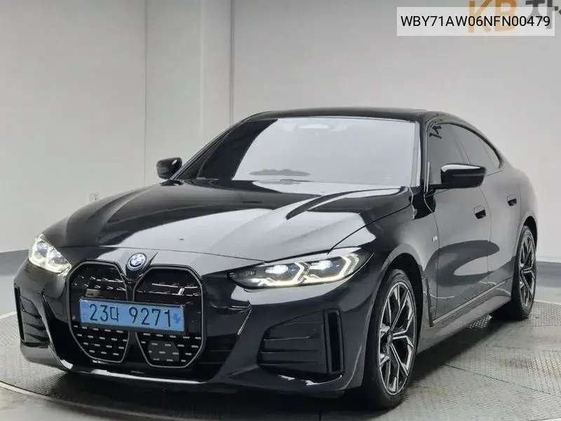 BMW i4 2022 года выпуска