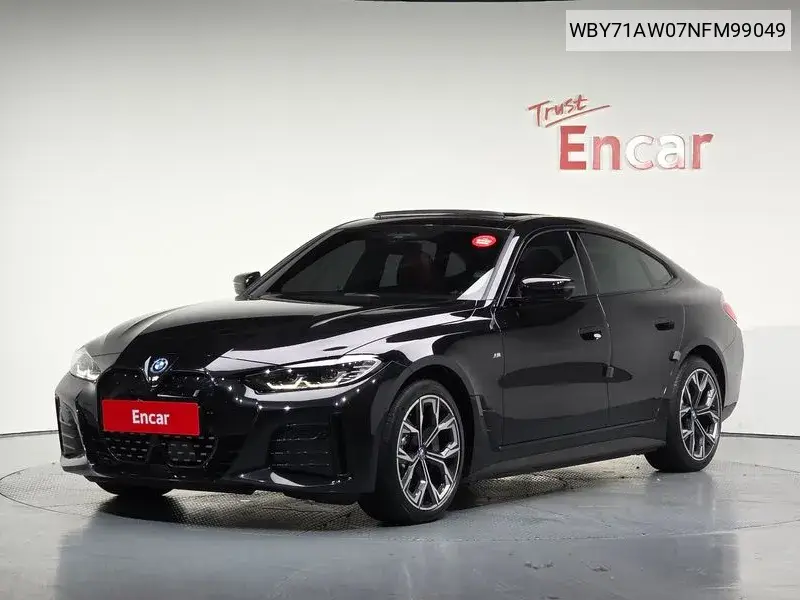 BMW i4 2022 года выпуска