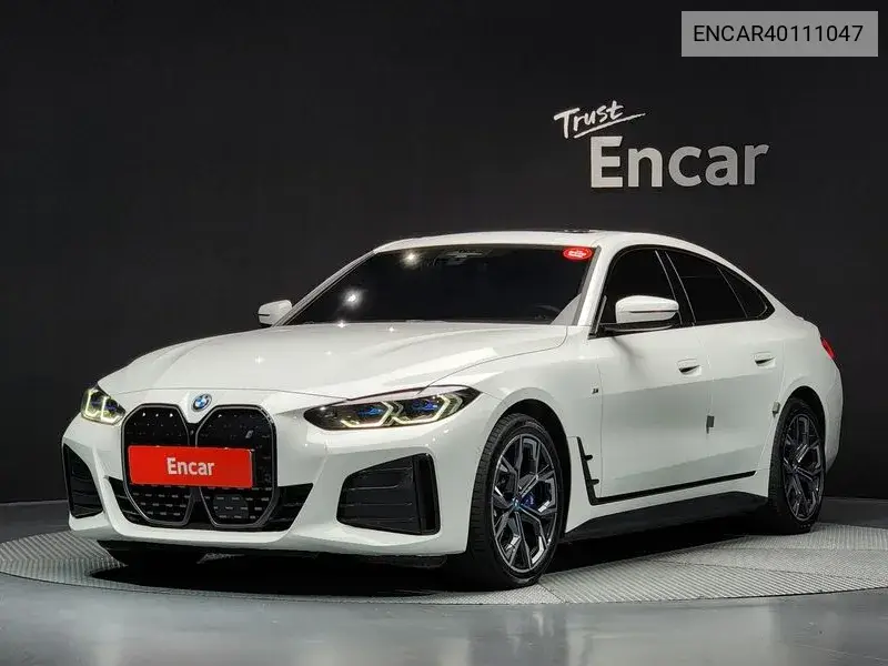 BMW i4 2022 года выпуска