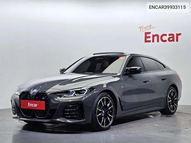 BMW i4 2023 года выпуска