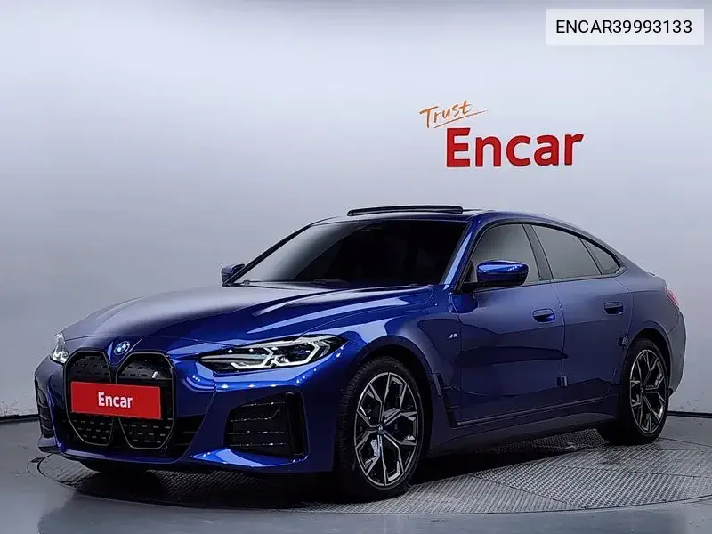 BMW i4 2023 года выпуска