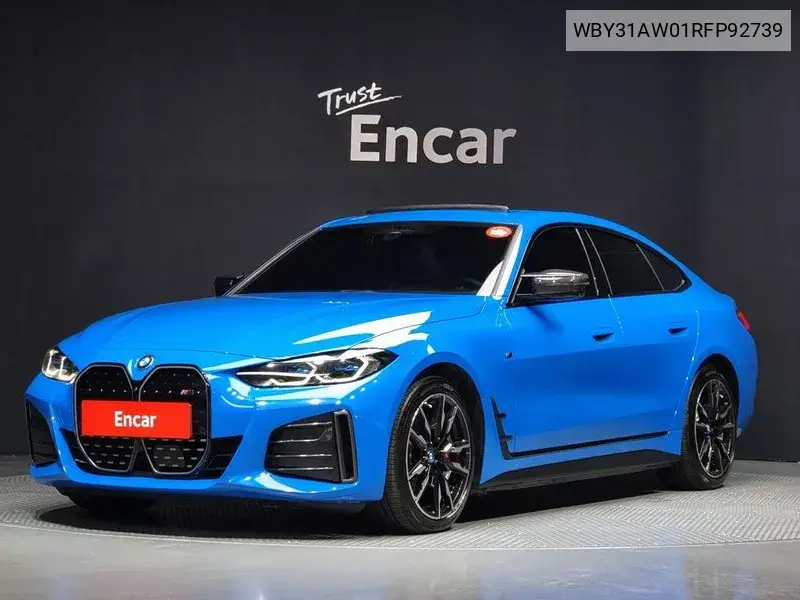 BMW i4 2023 года выпуска