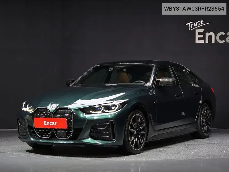 BMW i4 2023 года выпуска