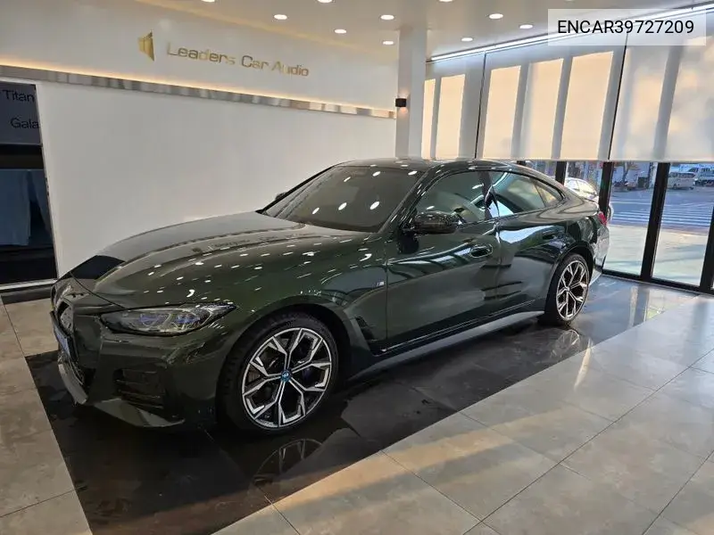 BMW i4 2024 года выпуска