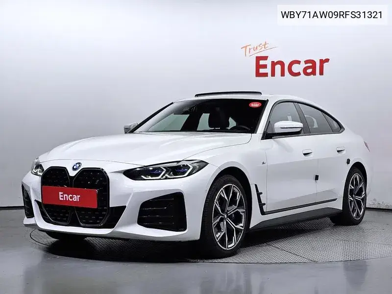 BMW i4 2024 года выпуска