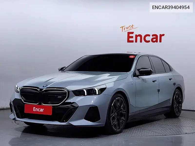 BMW i5 2024 года выпуска
