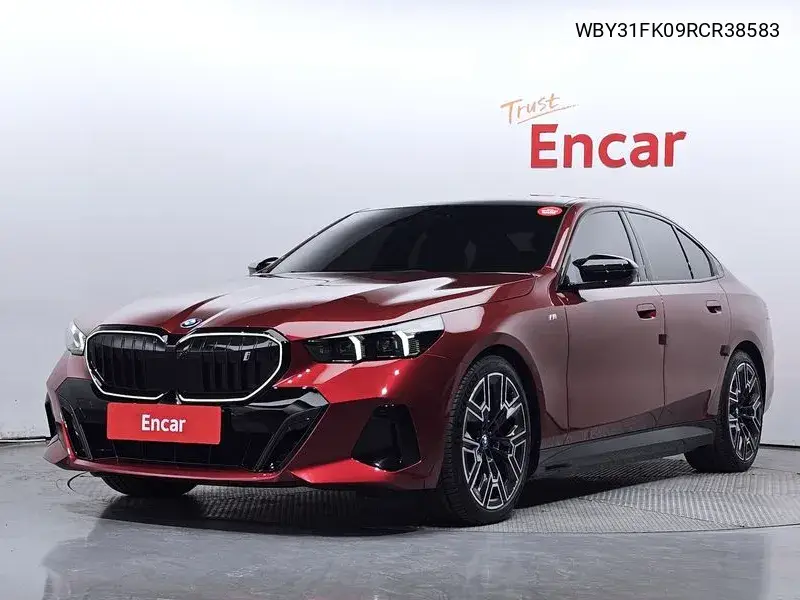 BMW i5 2024 года выпуска