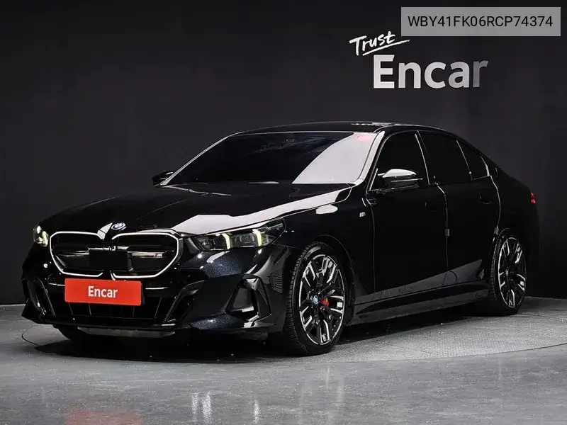 BMW i5 2024 года выпуска