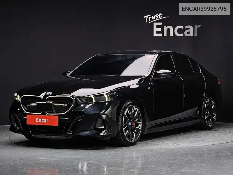 BMW i5 2024 года выпуска
